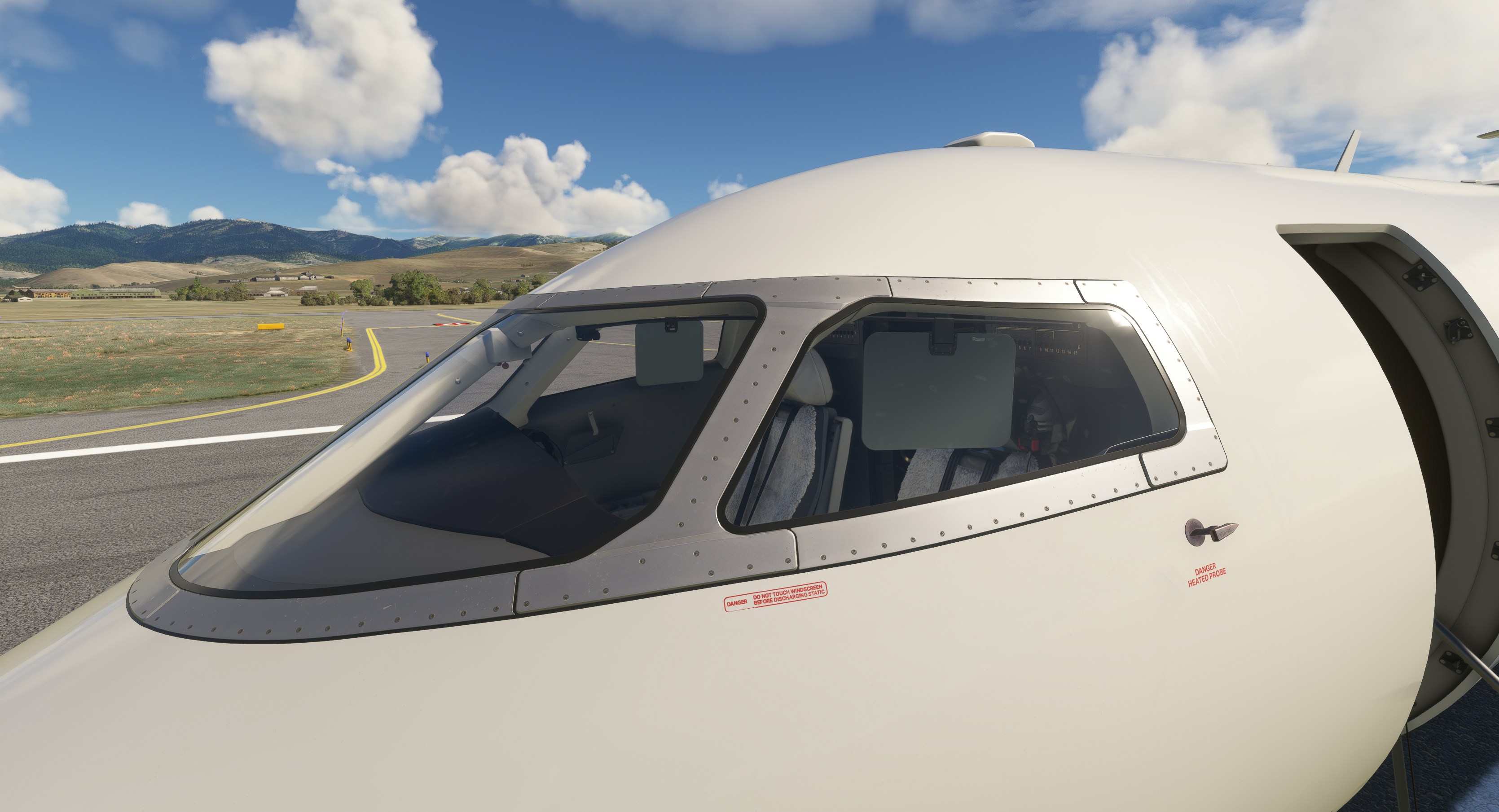 1744415942 895 FlightFX montre un nouveau Challenger 350 et Citation X Apercu