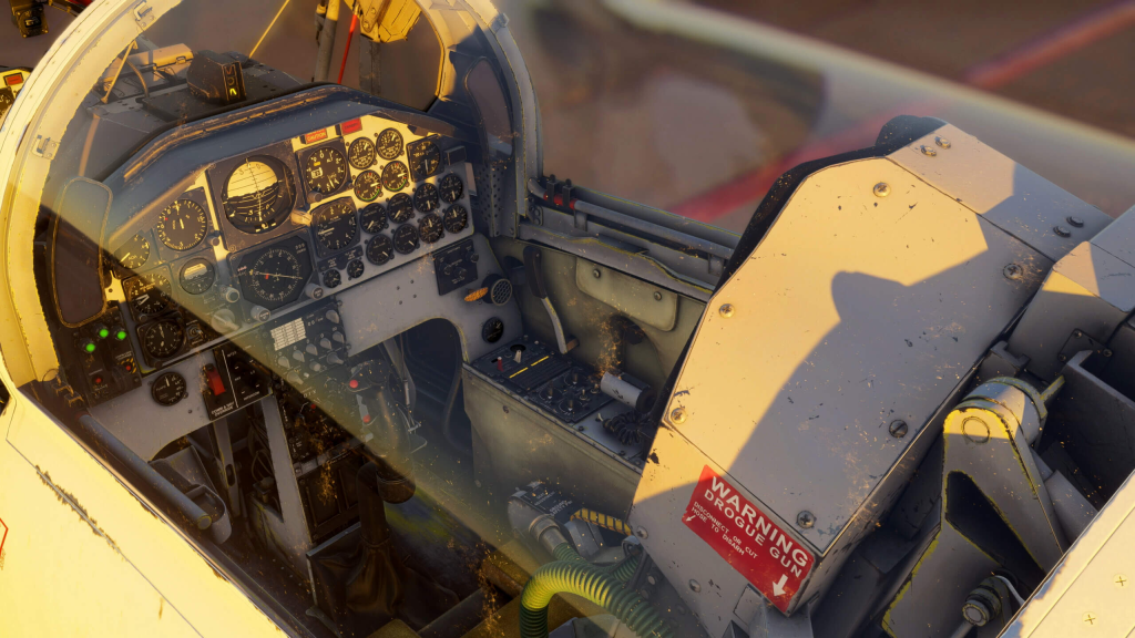 Célèbre cockpit et verrière du Flyer T-38A