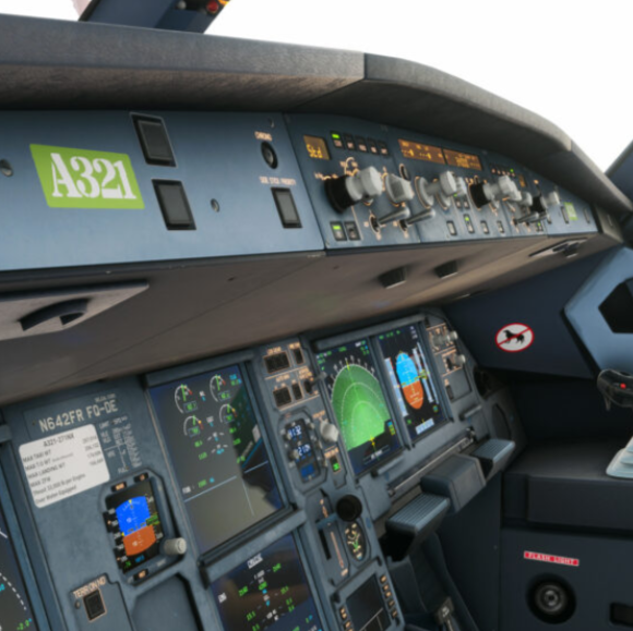 Affichage du cockpit de l'A321 de Flight Sim Labs dans Microsoft Flight Simulator